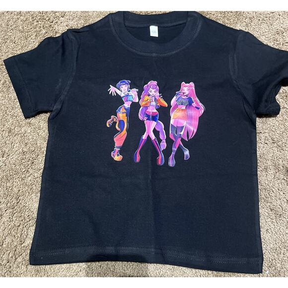 KPop Demon Hunters Group Shot T-Shirt Girl's  5/6 new - Picture 2 of 4